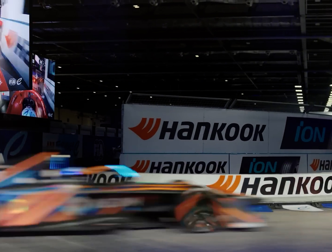 Racing on state of the art tyres | Road to Race, presented by Hankook